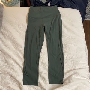 Lululemon Wunder Train High-Rise Crop 21”